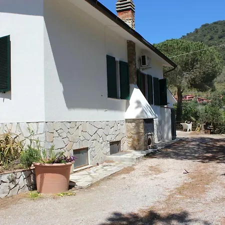 別荘 Podere L'isolella ラコナ