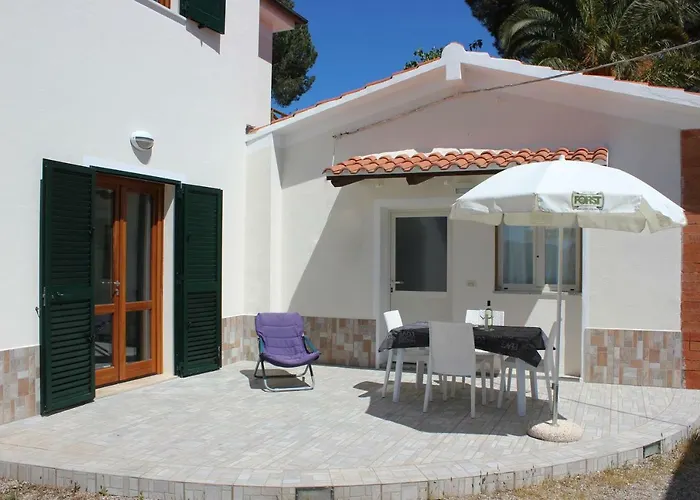 別荘 Podere L'isolella ラコナ