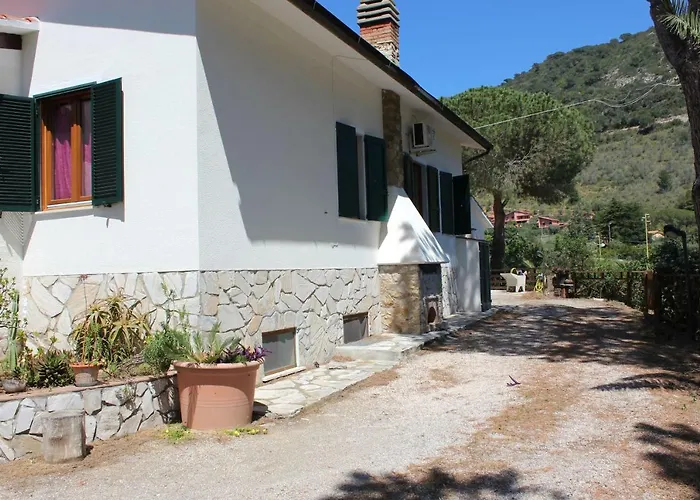 別荘 Podere L'isolella ラコナ